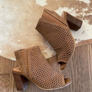 Steve Madden Norria Bootie